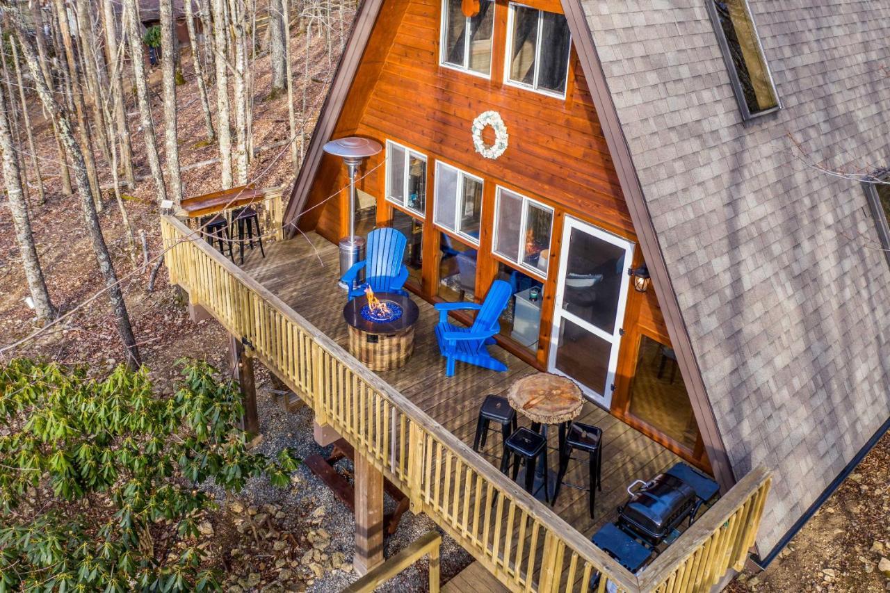 A-Frame Cabin With Hot Tub 1 Mi To Beech Mountain! Exterior photo
